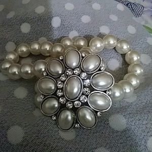 Pearled 3 wrist beaded crystal bracelet.